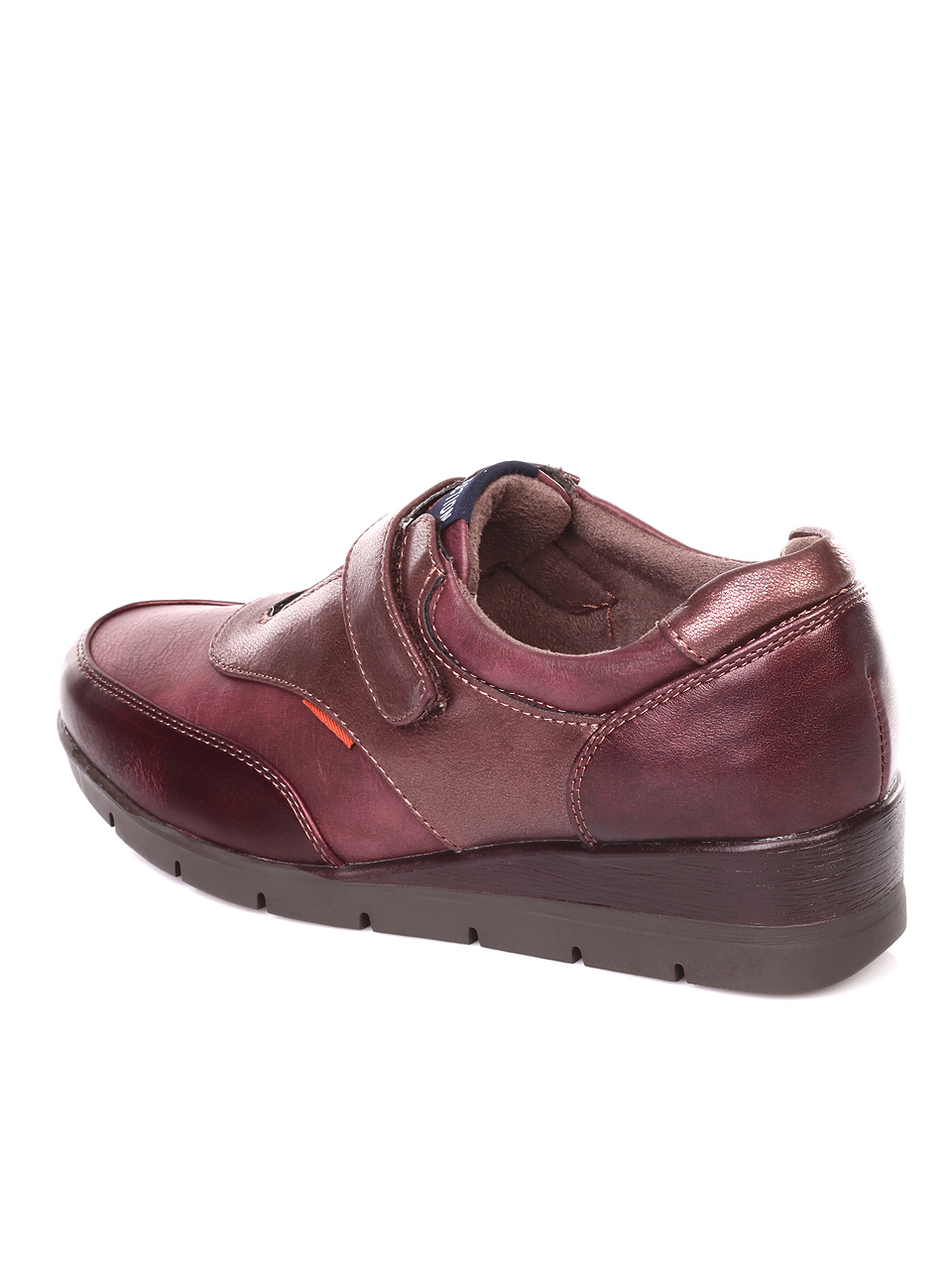 Ежедневни дамски обувки в червено 3D-18914 bordo
