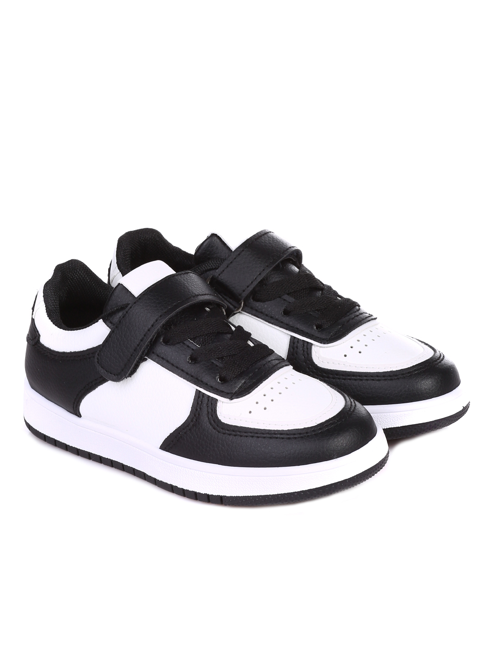Ежедневни детски обувки в черно и бяло  18U-22001 black/white