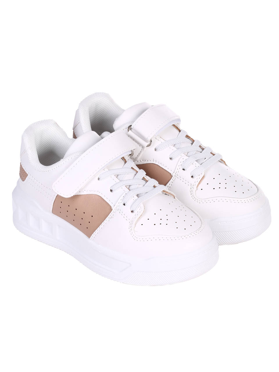 Комфортни детски обувки в бял/бежов цвят 18U-24082 white/beige