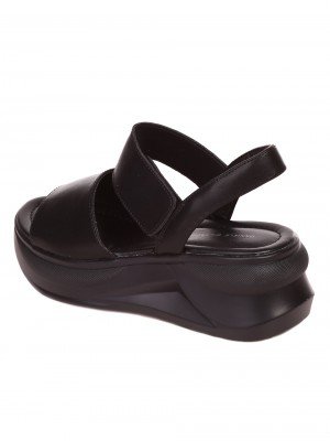 Ежедневни дамски сандали на платформа в черно 4AF-24168 black (22188) 