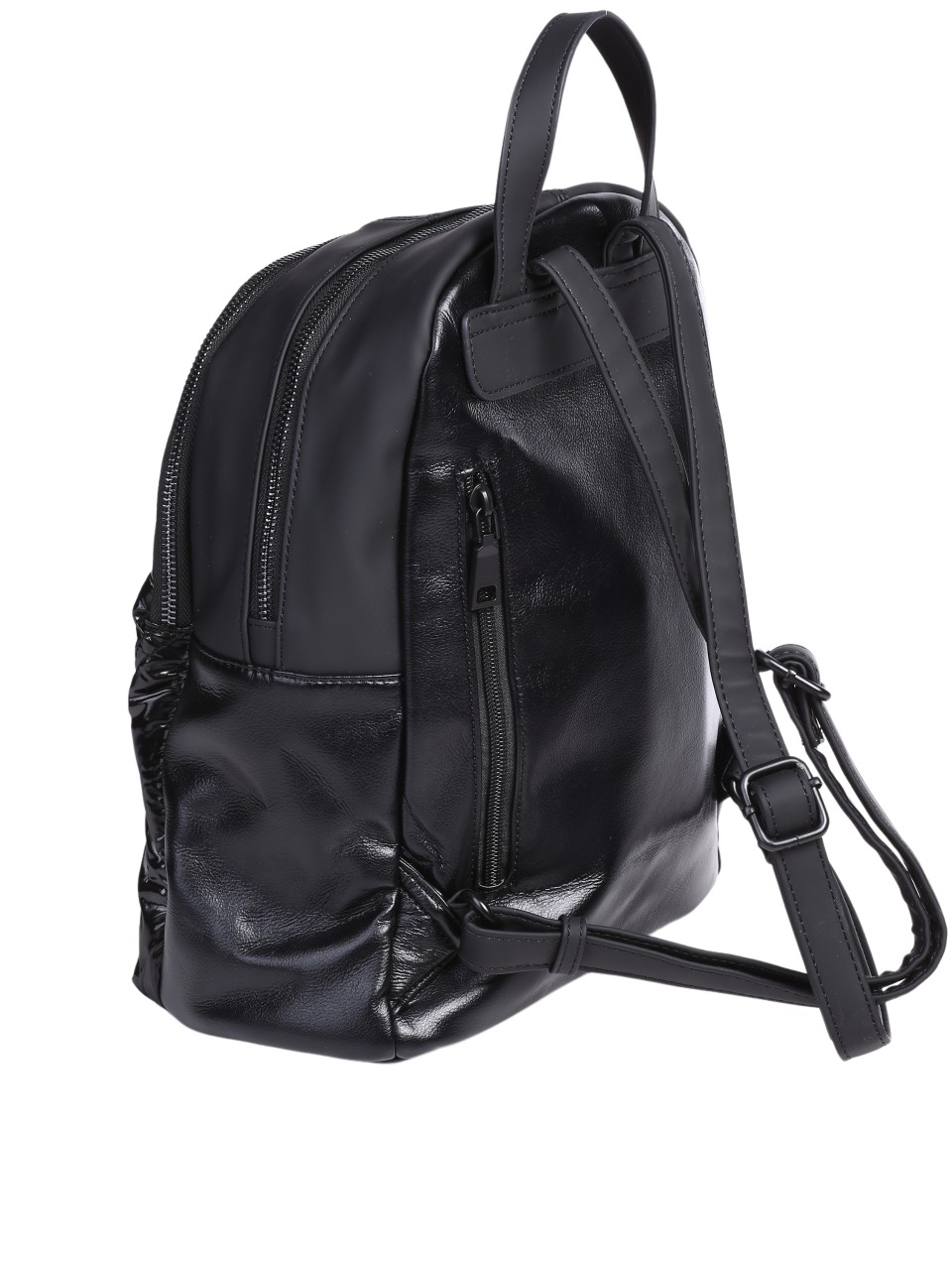Ежедневна дамска раница в черно 9Q-24672 black