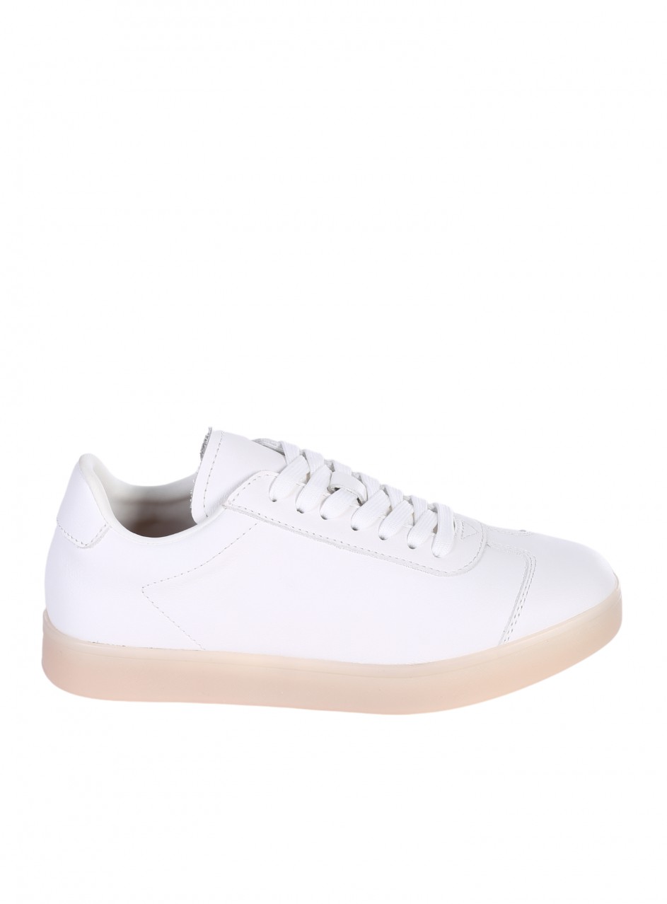 Ежедневни дамски обувки, тип кец, от естествена кожа в бяло 3AB-24703 off white