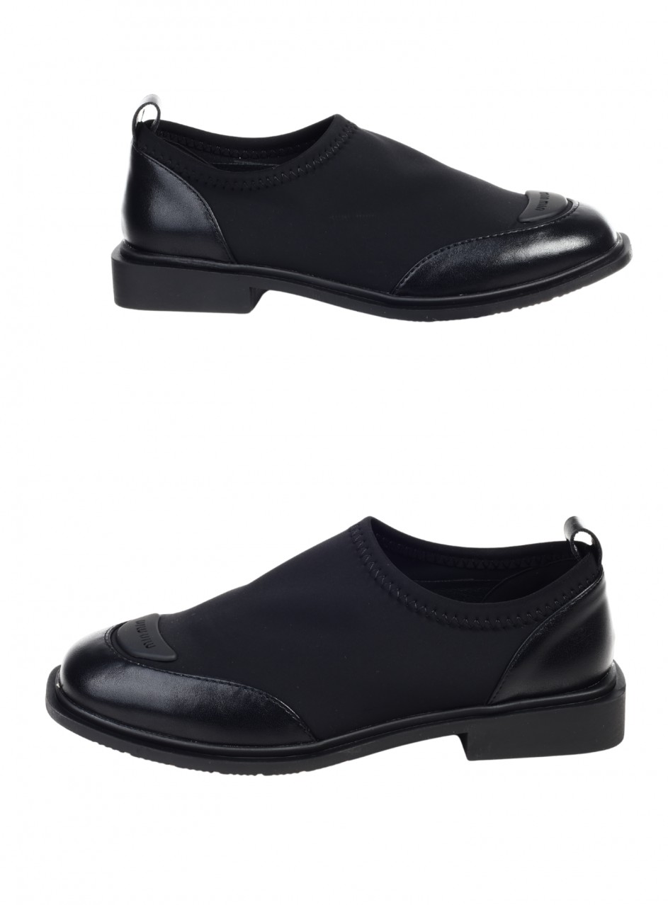 Ежедневни дамски обувки в черно 3C-25366 black