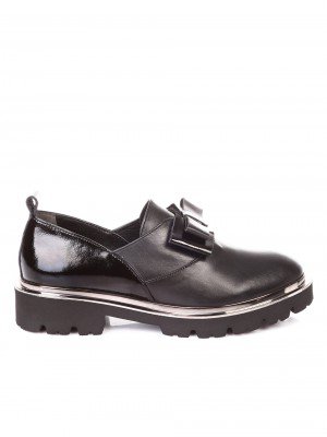 Дамски обувки от естествена кожа  и естествен лак 3AT-181071 black
