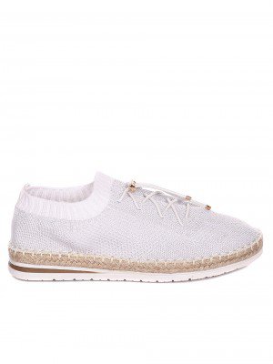 Ежедневни дамски обувки от текстил в бяло 3C-20359 white