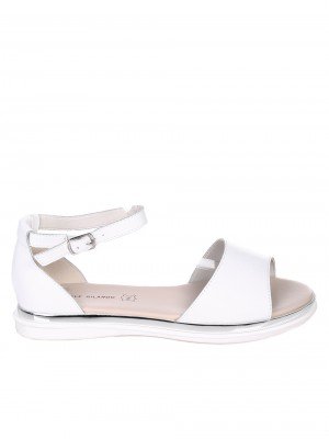 Ежедневни дамски равни сандали от естествена кожа в бяло 4AF-22191 white (24175)