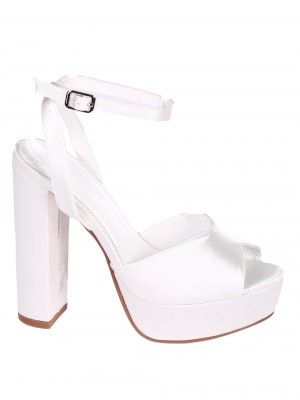 Елегантни дамски сандали на ток в бяло 4M-24037 white