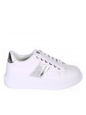 Eжедневни дамски обувки в бял/сребрист цвят 3U-23203 white/silver