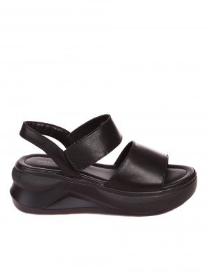 Ежедневни дамски сандали на платформа в черно 4AF-24168 black (22188)