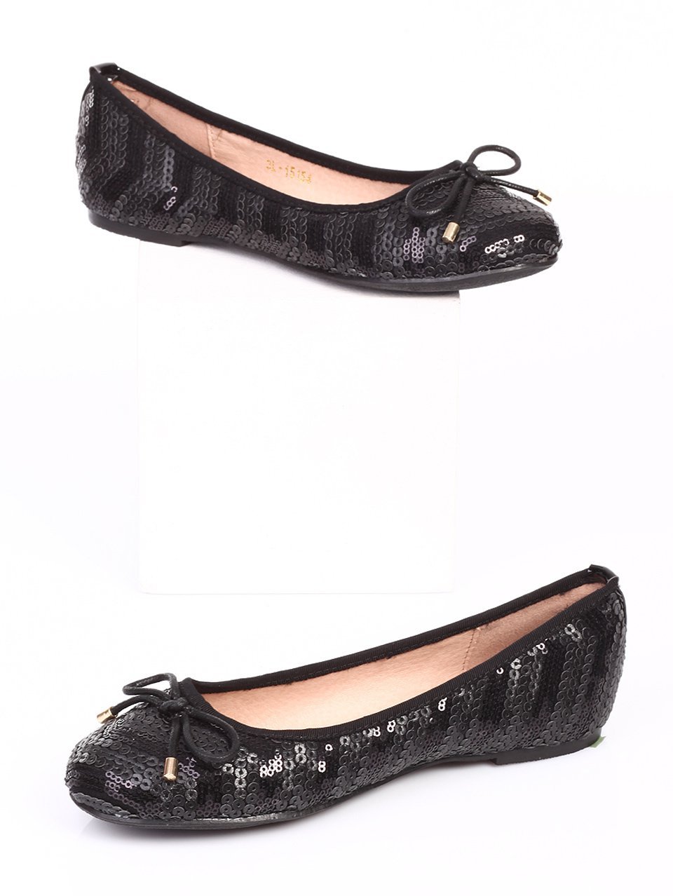 Ежедневни дамски обувки в черно 3L-15154 black