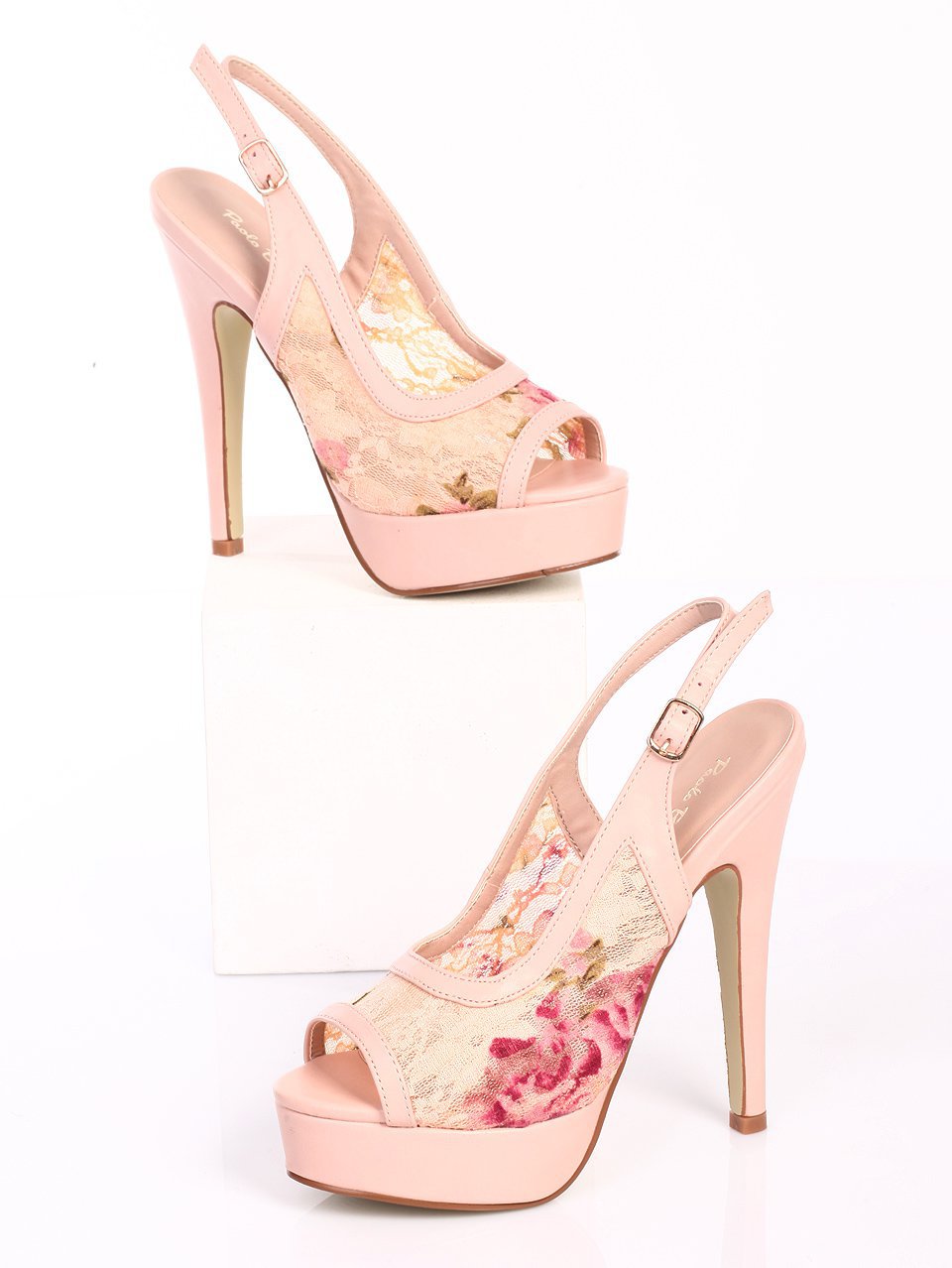 Елегантни дамски сандали на токв розово 4L-15116 pink